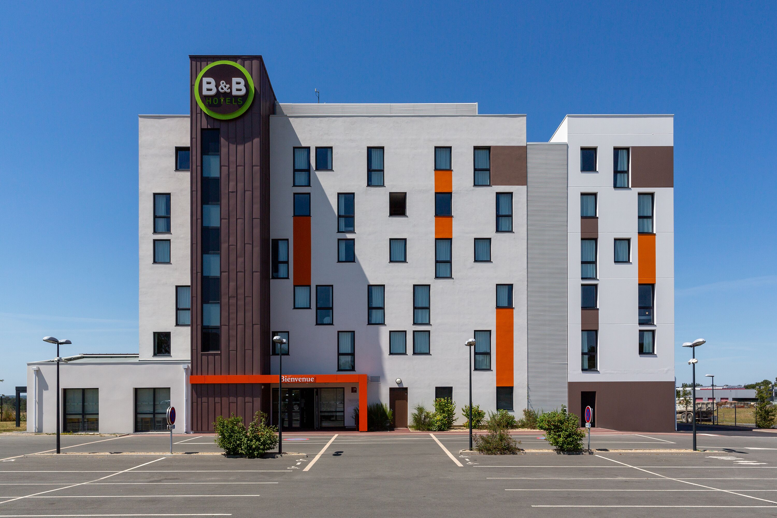 B&B Hotel LES HERBIERS