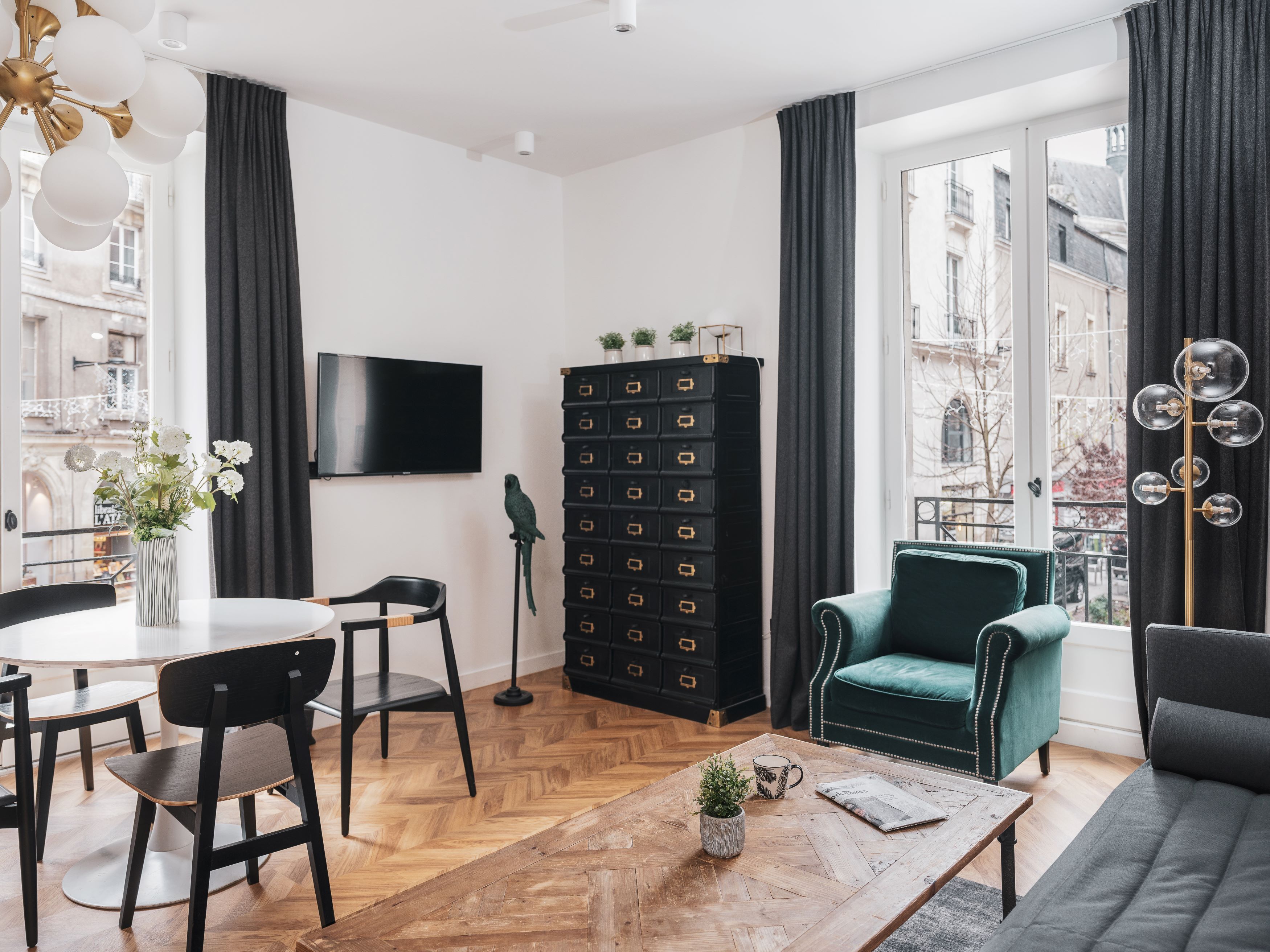 Appartements Place Royale - Maisons Du Monde Hôtel & Suites