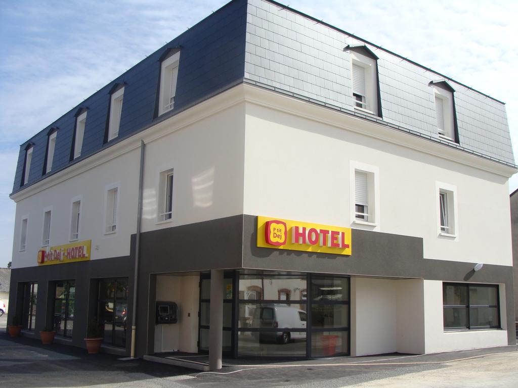 Hotel The Originals Le Mans Sud