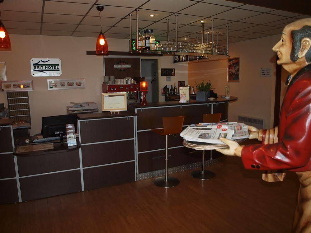 Brit Hotel Les Evens