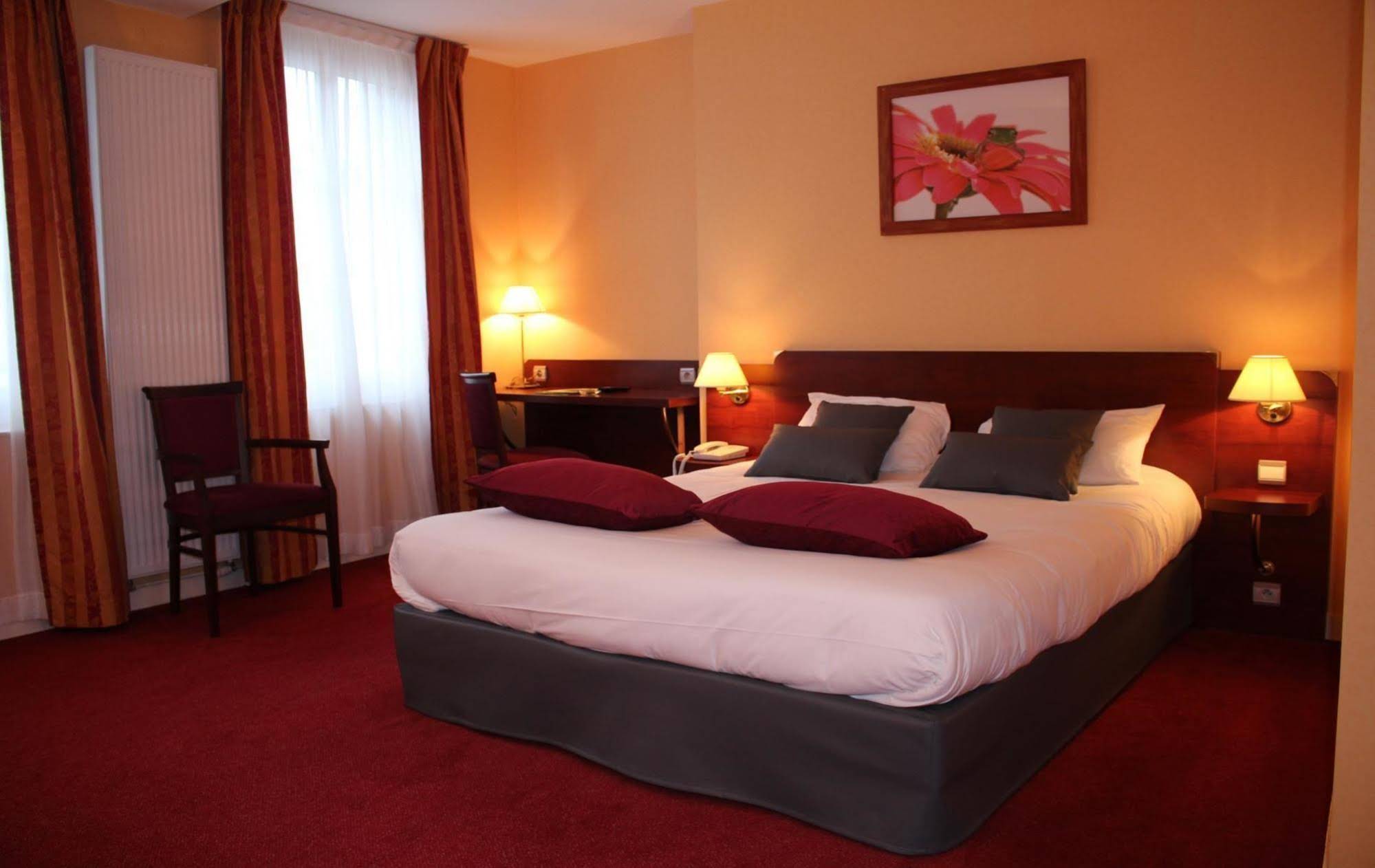 Logis Hôtel Le Pélican
