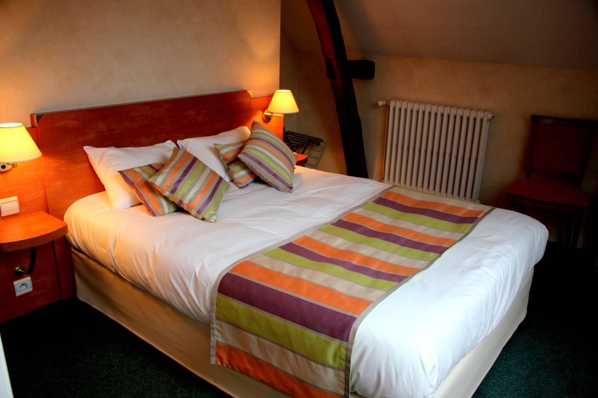 Logis Hôtel Le Pélican