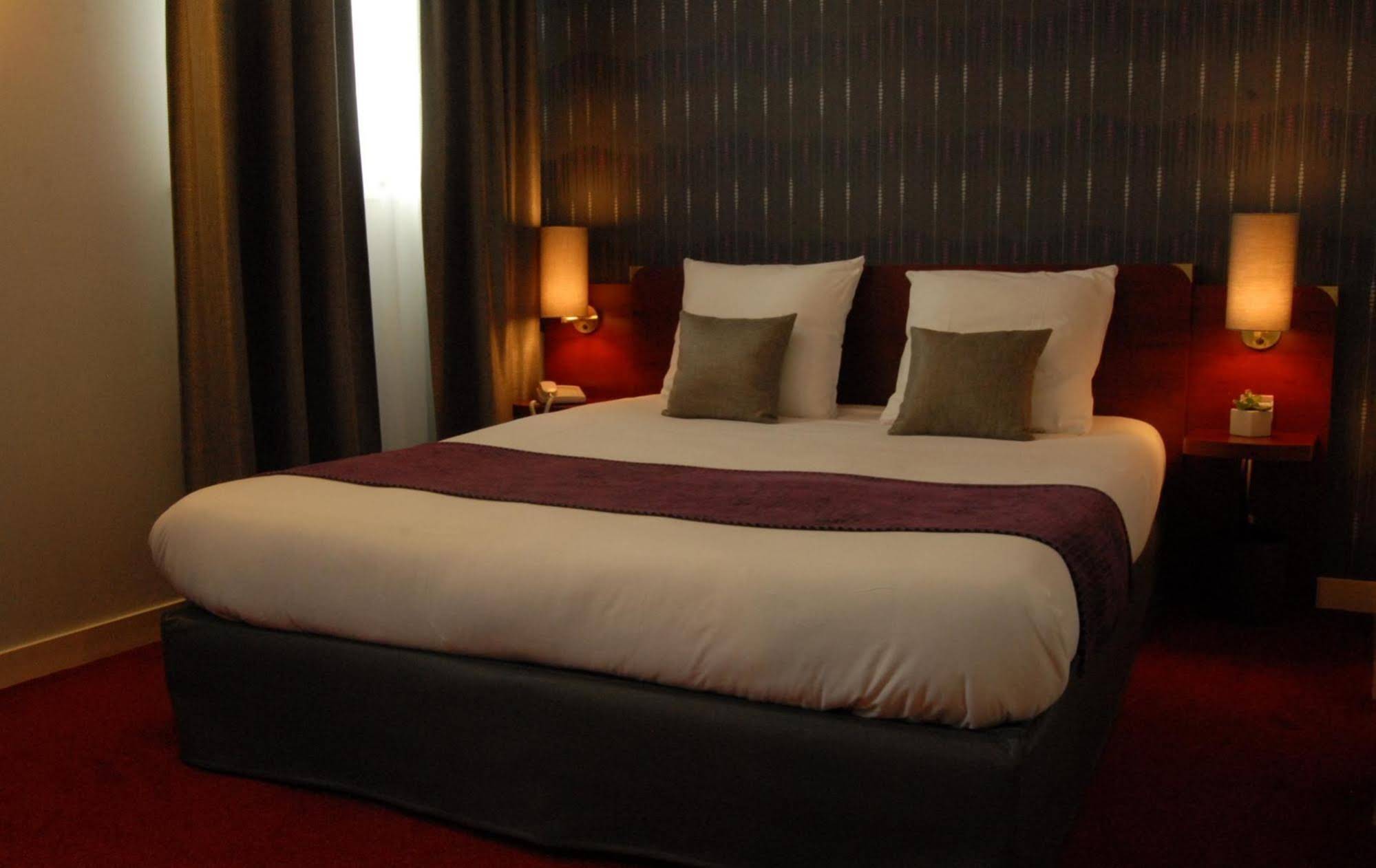 Logis Hôtel Le Pélican