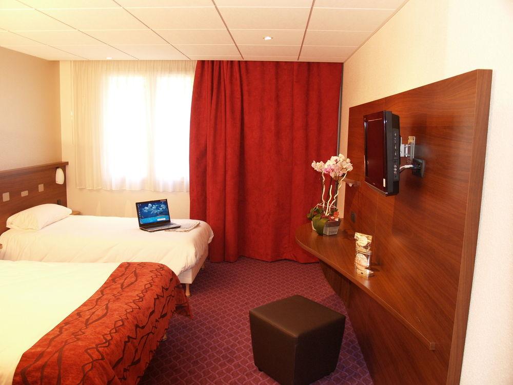 Brit Hotel Nantes Vigneux - L'Atlantel