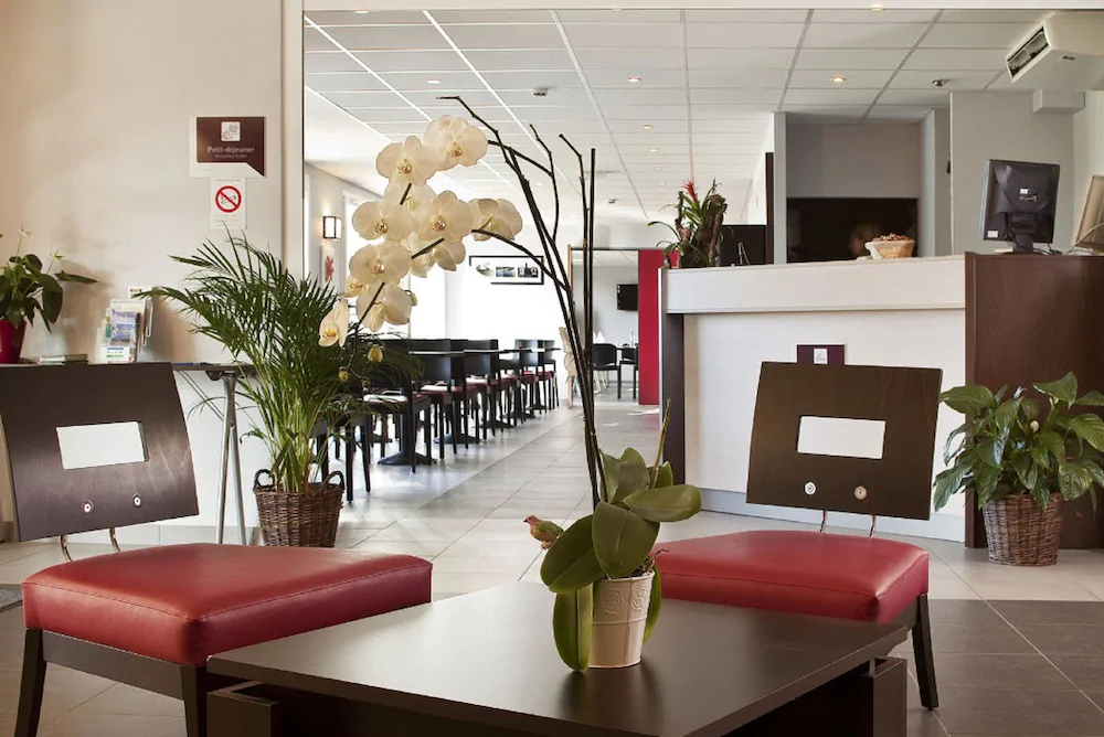 B&B HOTEL Compiègne Thourotte