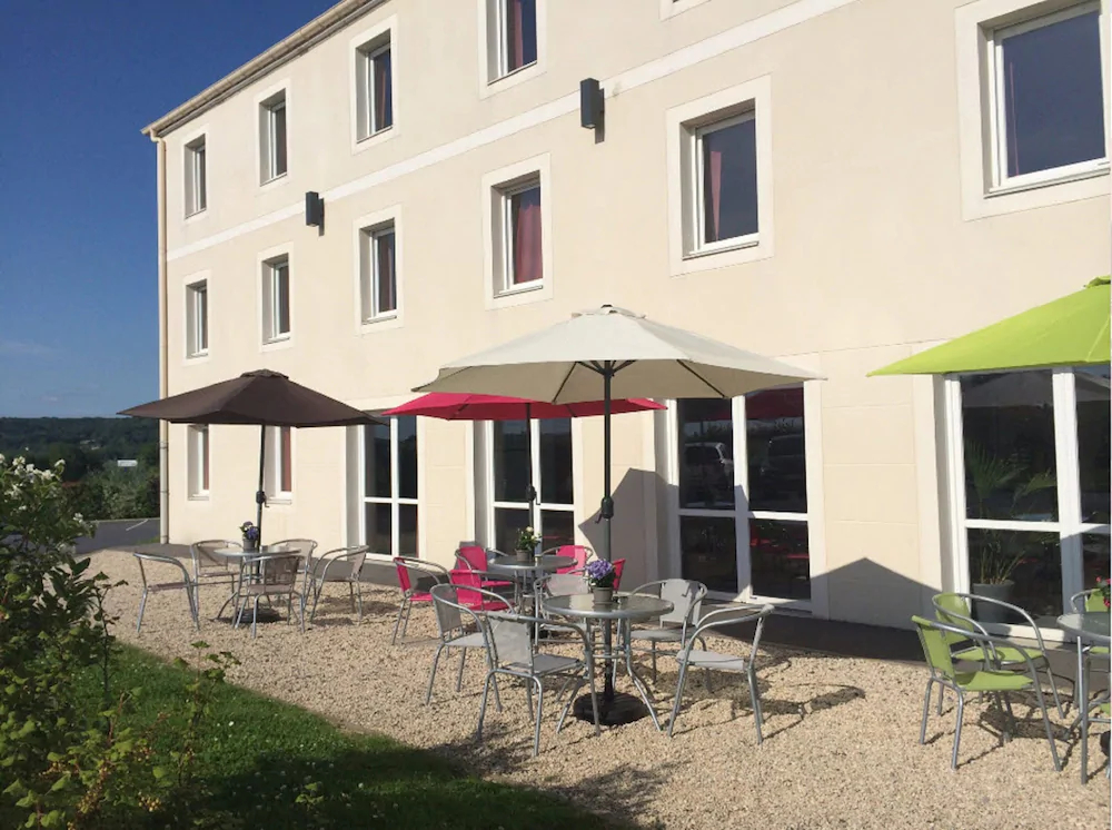 B&B HOTEL Compiègne Thourotte