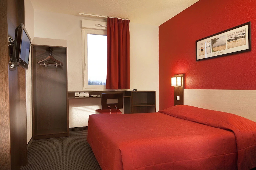 B&B HOTEL Compiègne Thourotte