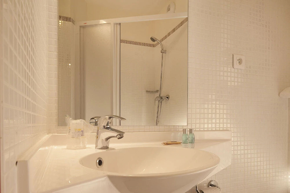B&B HOTEL Compiègne Thourotte