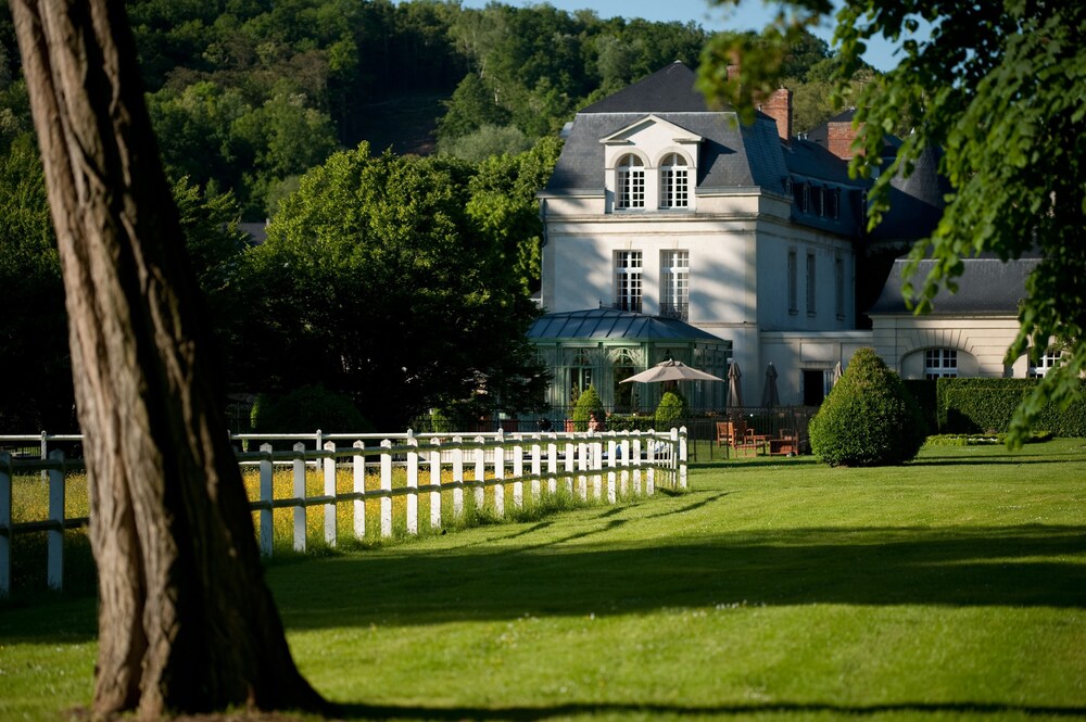 Chateau de Courcelles