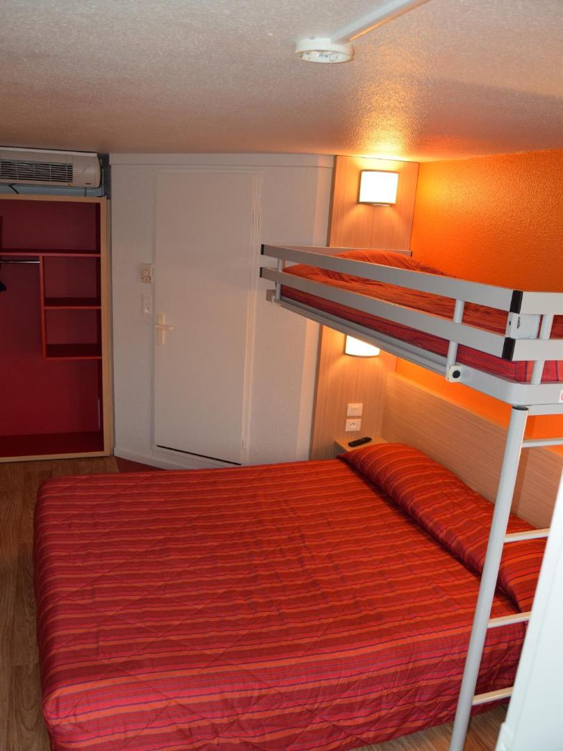 Première Classe Creil - Villers Saint Paul