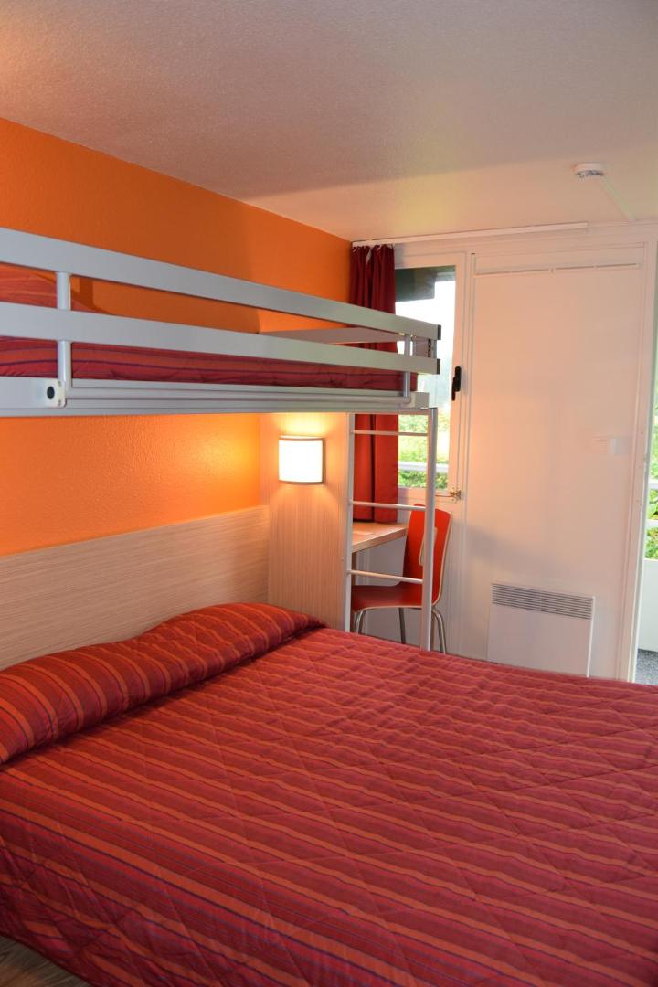 Première Classe Creil - Villers Saint Paul