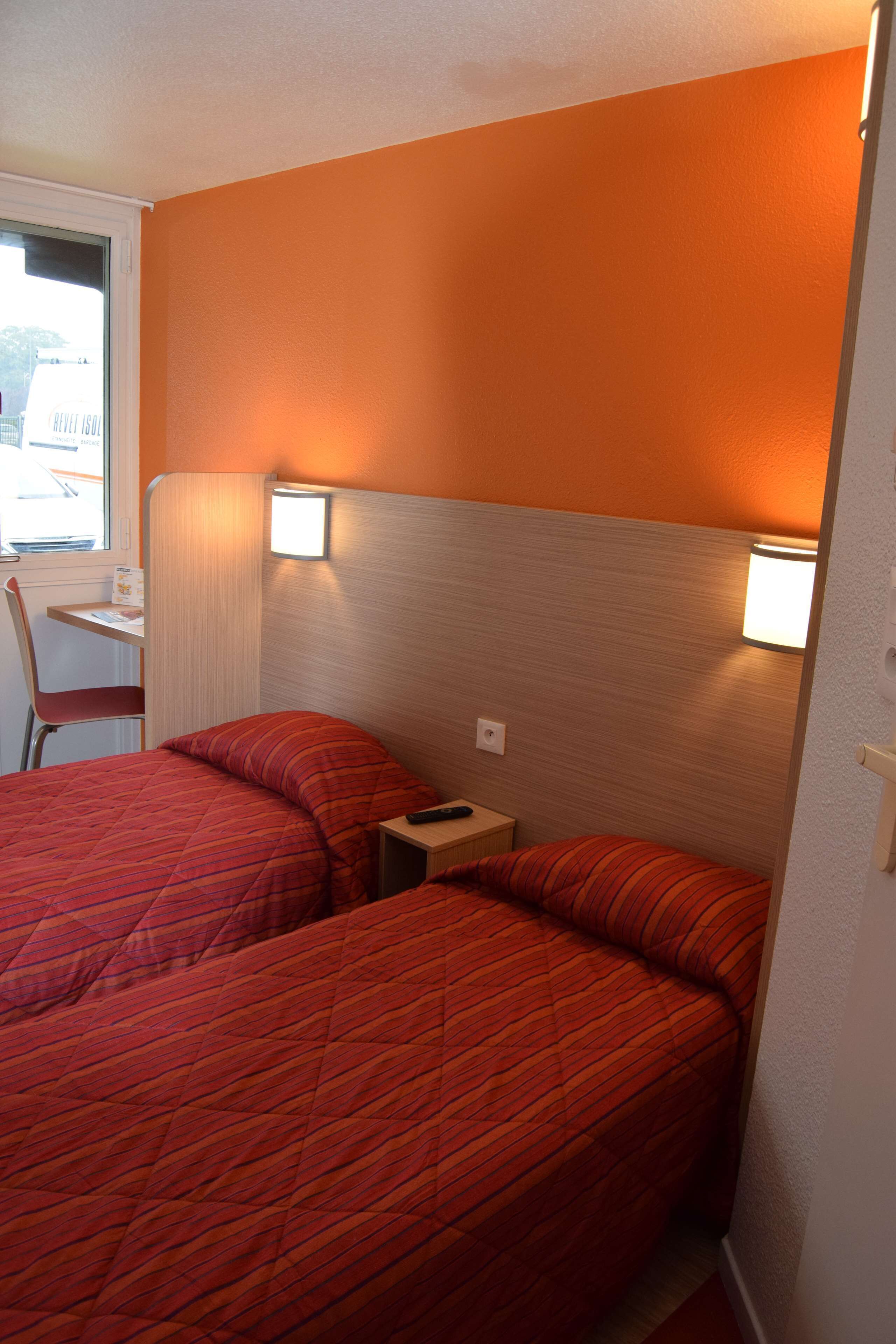 Première Classe Creil - Villers Saint Paul