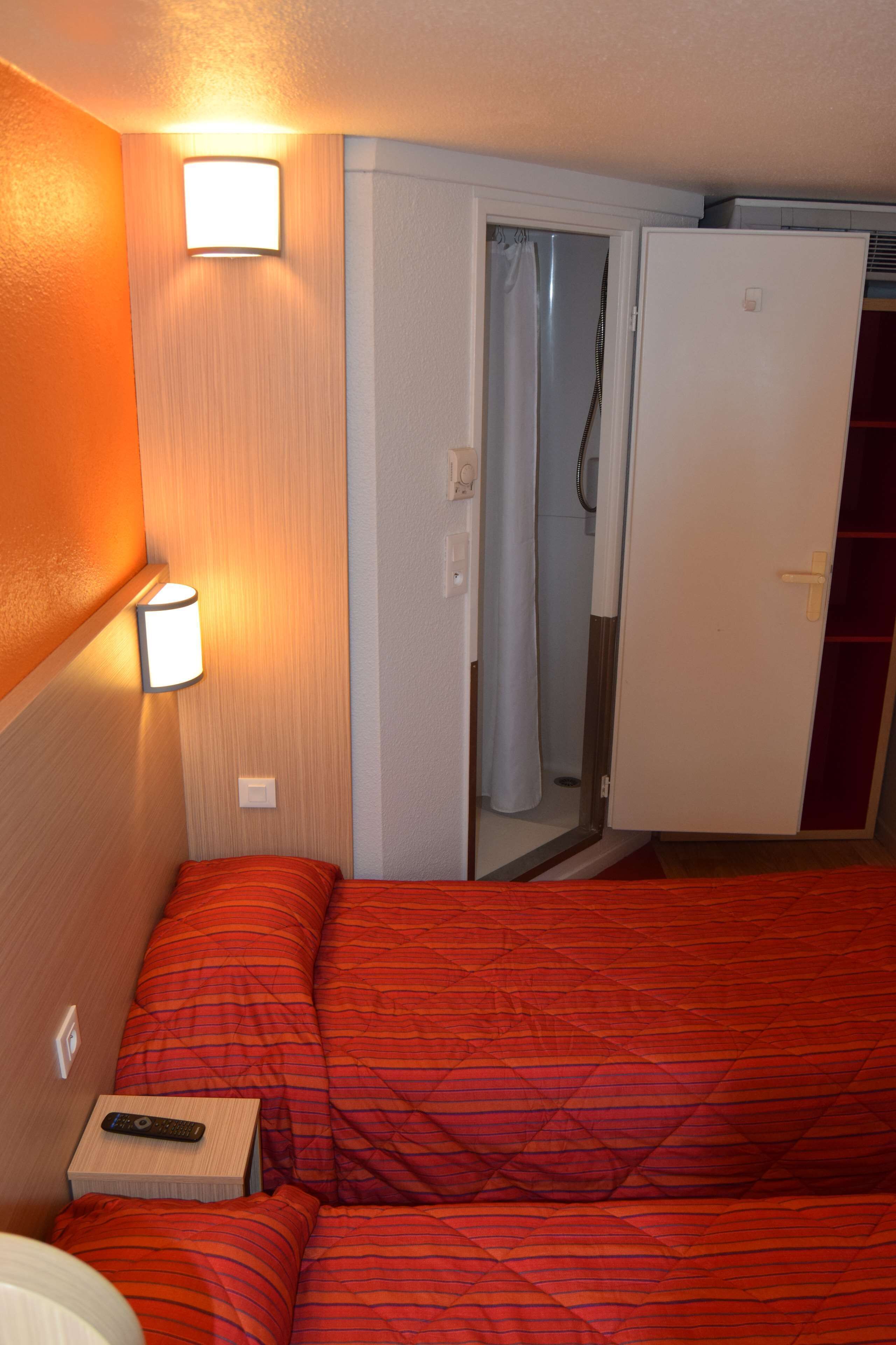 Première Classe Creil - Villers Saint Paul