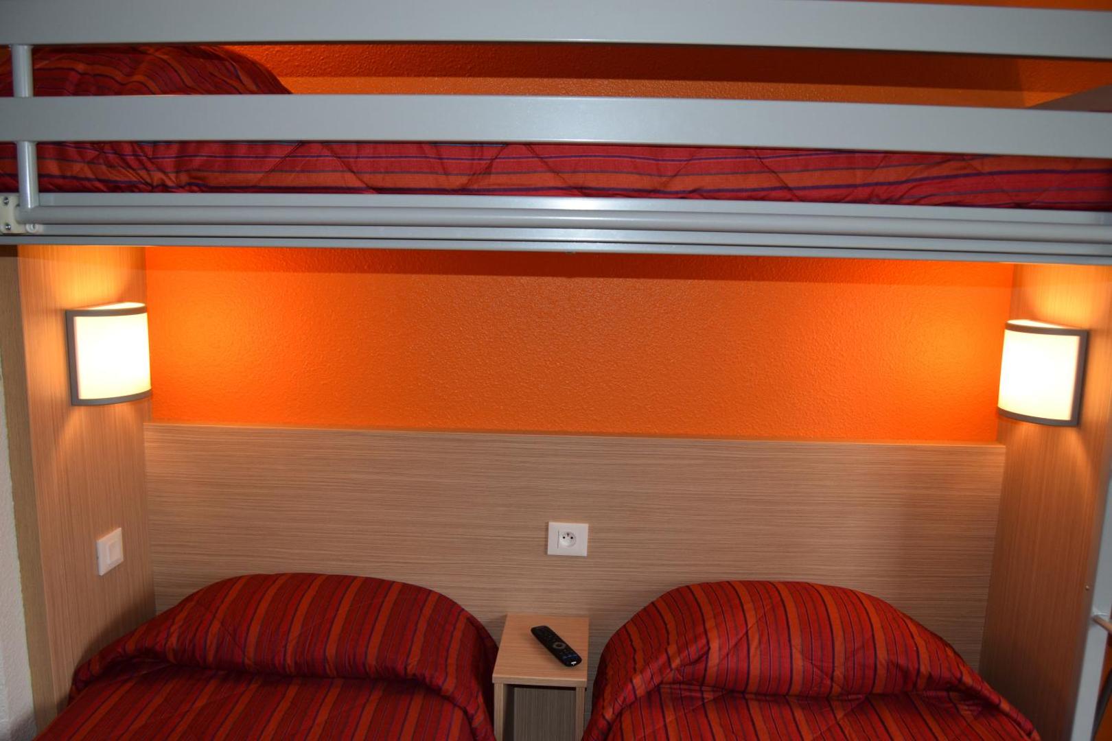 Première Classe Creil - Villers Saint Paul
