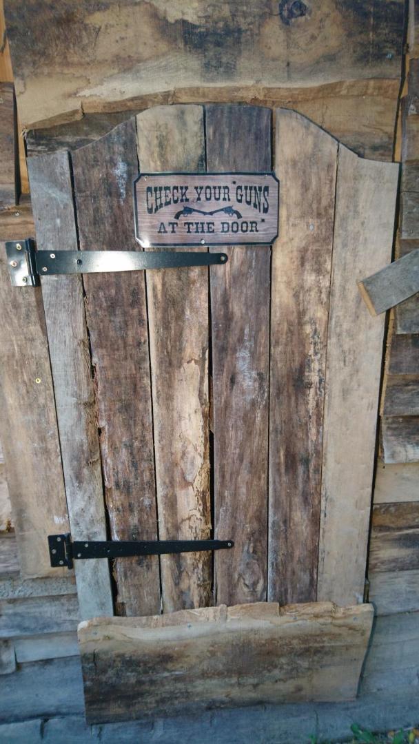 La Cabane Aux Loups