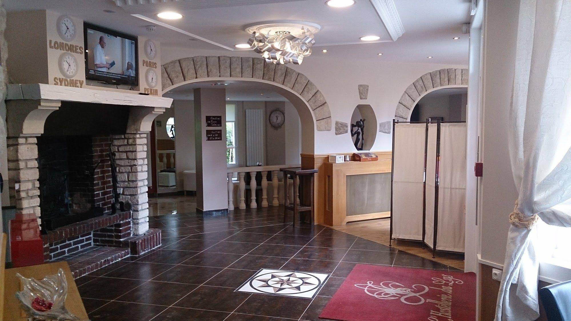 Hipotel Hostellerie Du Lys
