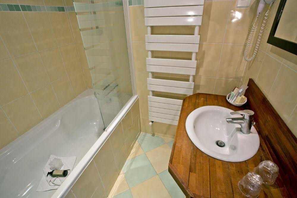 Hipotel Hostellerie Du Lys