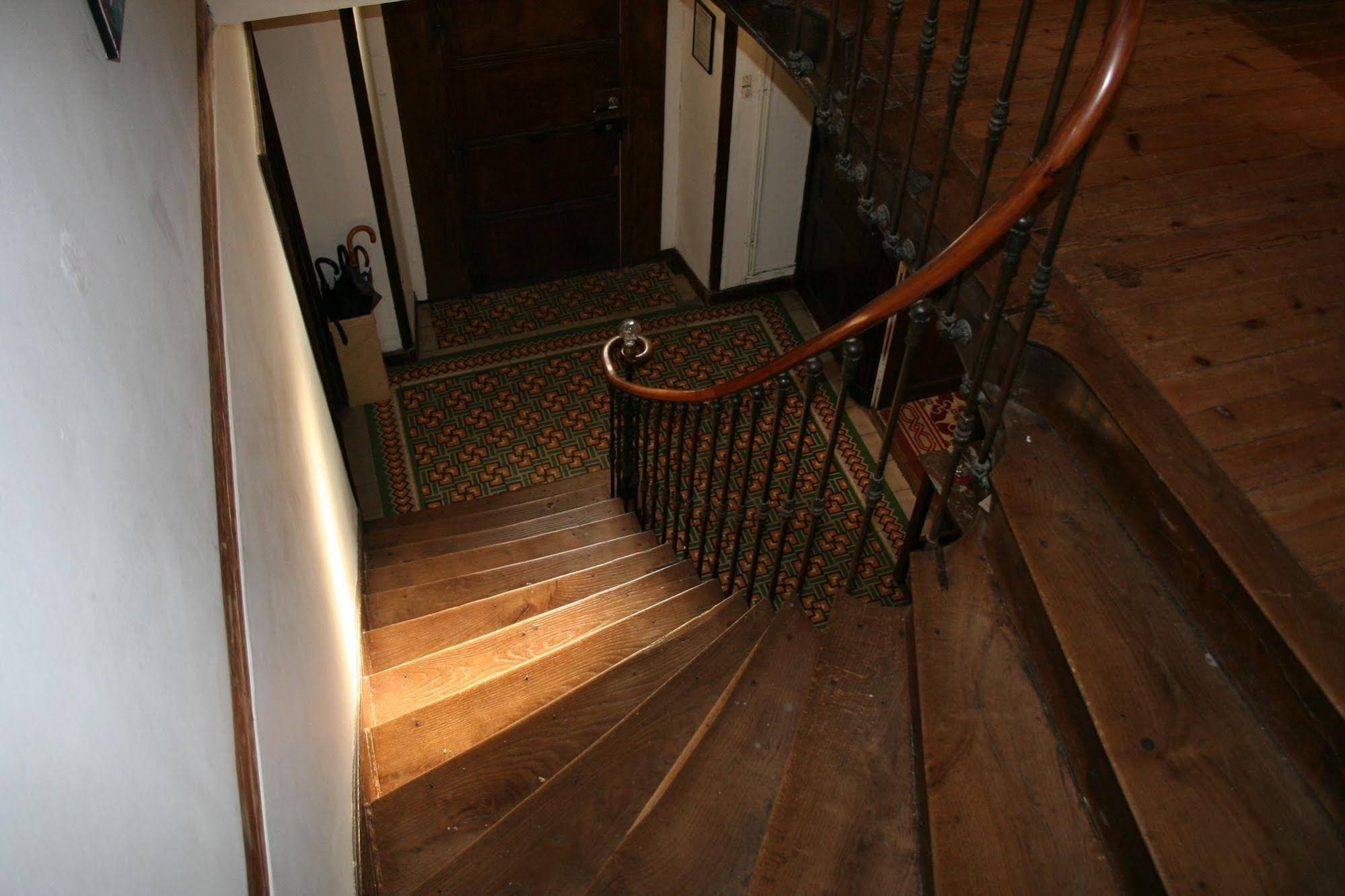 Le Voltaire Chambres et Table d'Hotes
