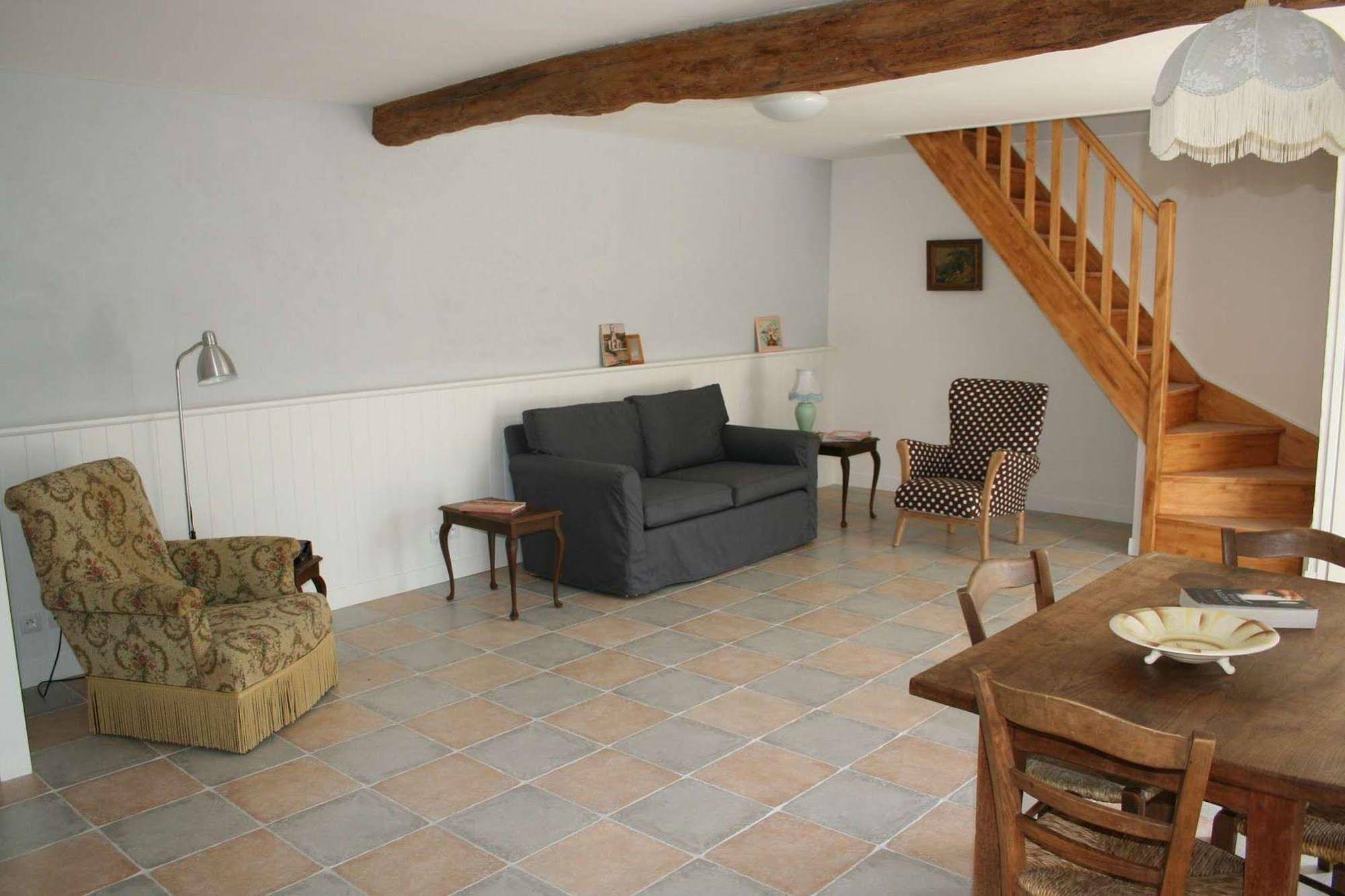 Domaine De Chantageasse