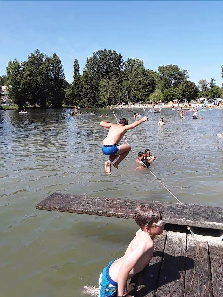 Camping Aubeterre-Sur-Dronne