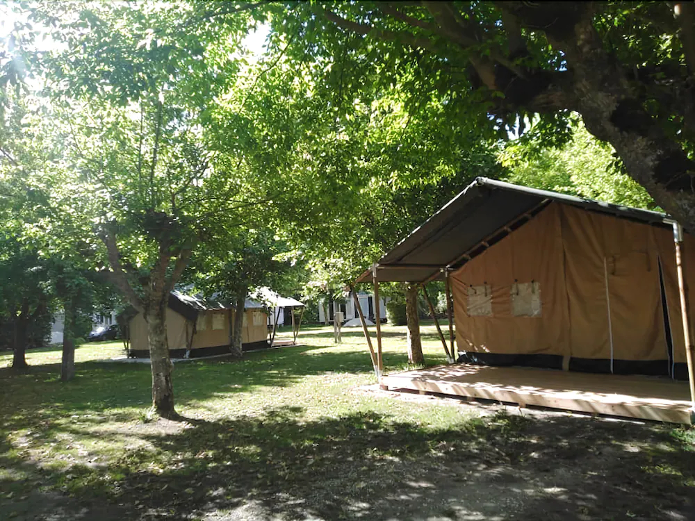 Camping Aubeterre-Sur-Dronne
