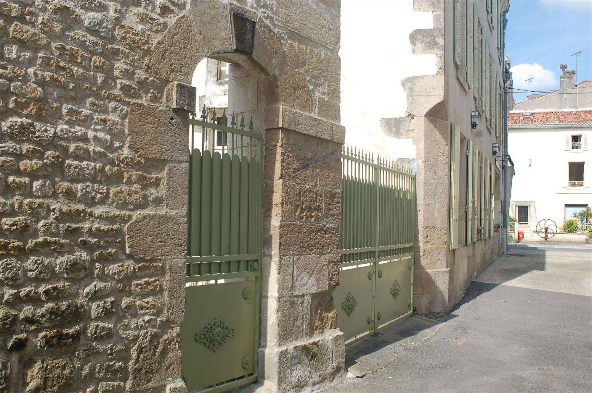 Hôtel du Donjon