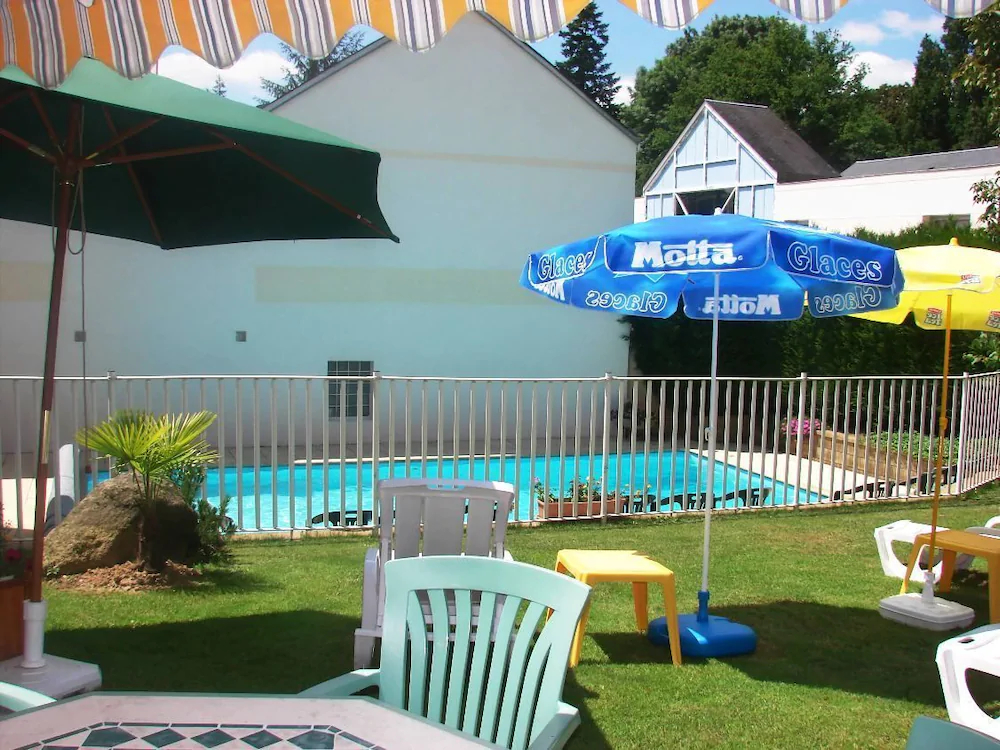 Hotel Le Cerizay