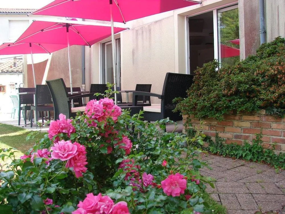 Hotel Le Cerizay