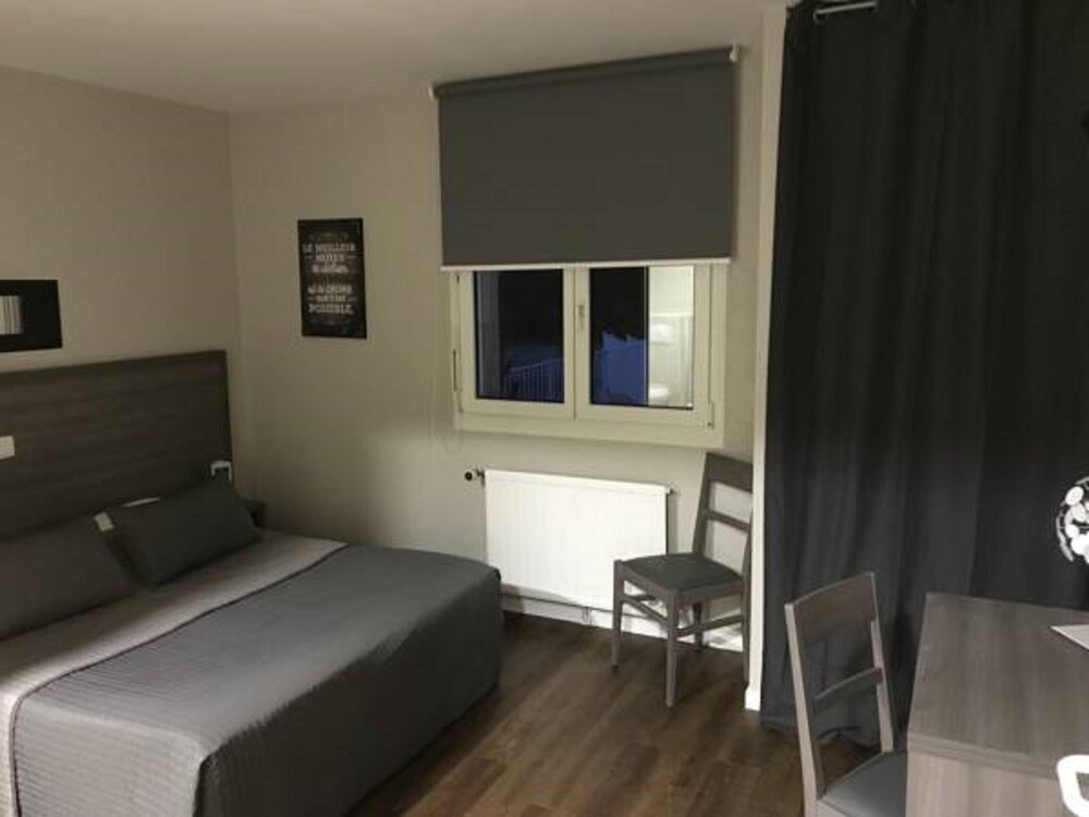Hotel Le Cerizay