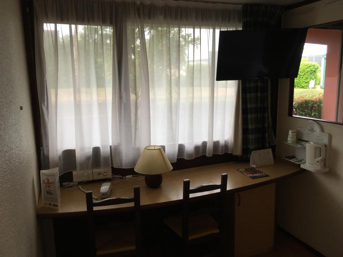 greet Hotel Chatellerault