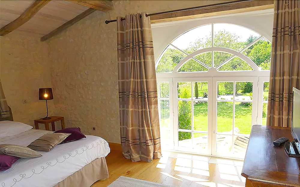 Domaine Des Doucins & Spa-Gite Cypres