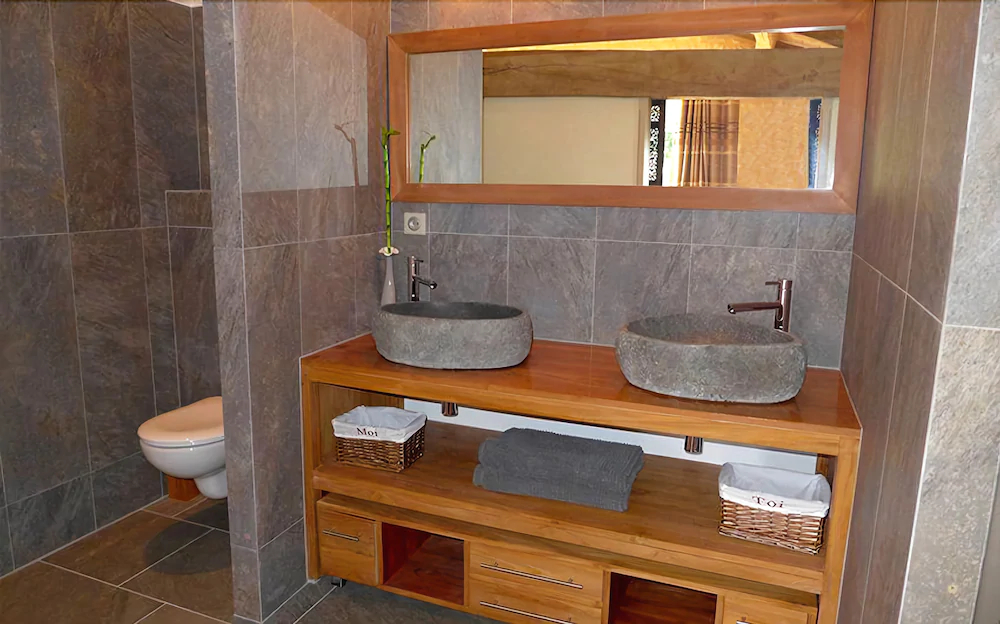 Domaine Des Doucins & Spa-Gite Cypres