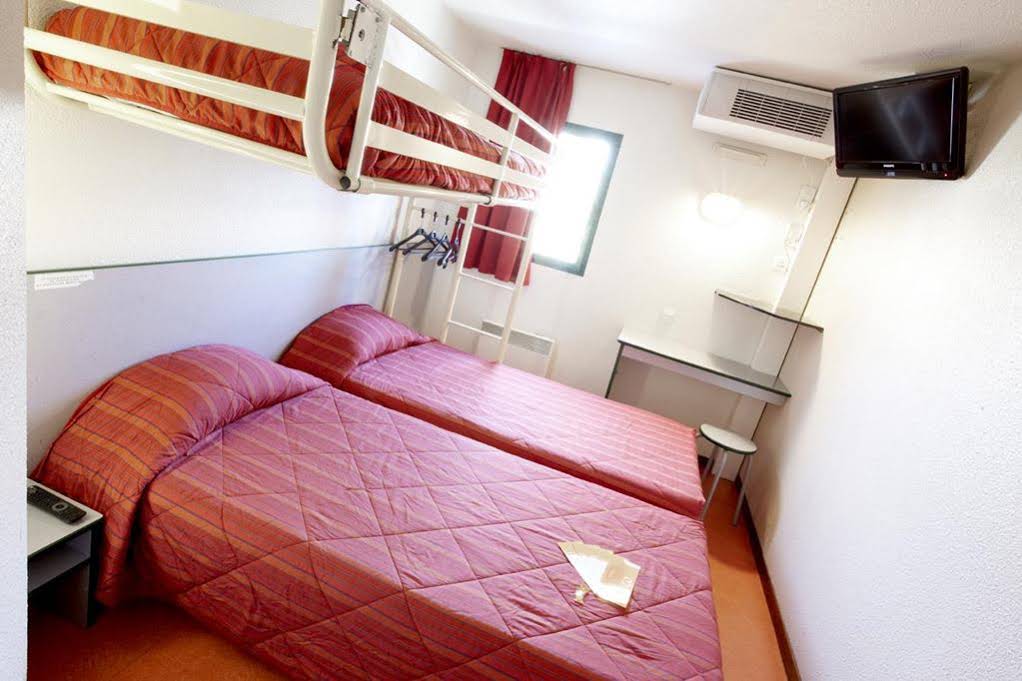 Hôtel Première Classe Angouleme Sud - La Couronne