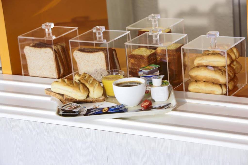Hôtel Première Classe Angouleme Sud - La Couronne