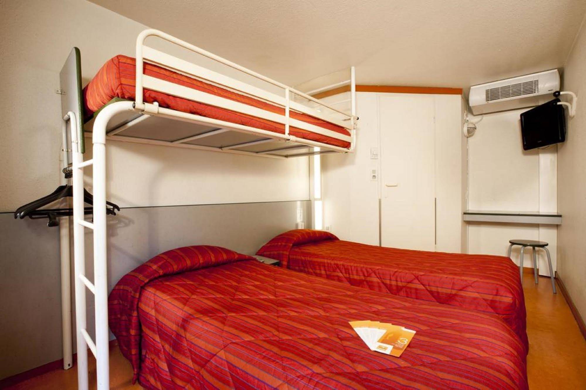 Hotel Premiere Classe Niort Est - La Creche