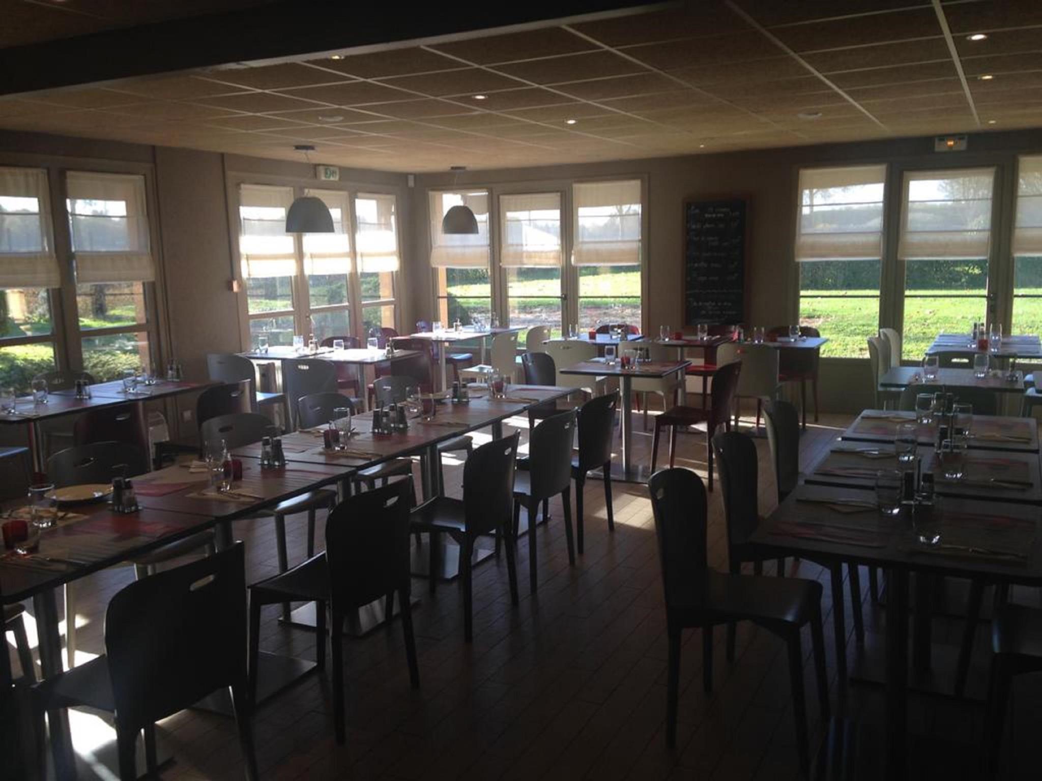 Hôtel Campanile Niort Est - La Crèche