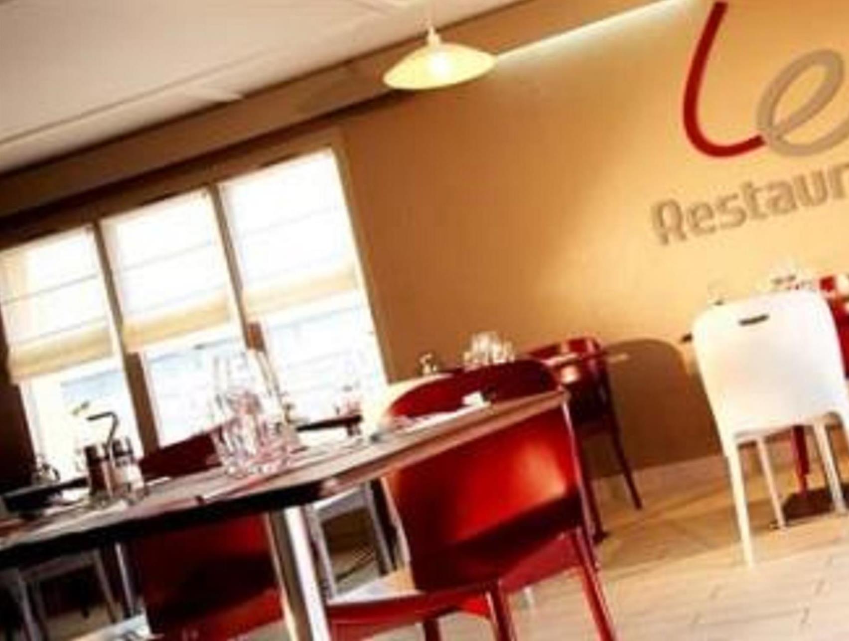 Hôtel Campanile Niort Est - La Crèche