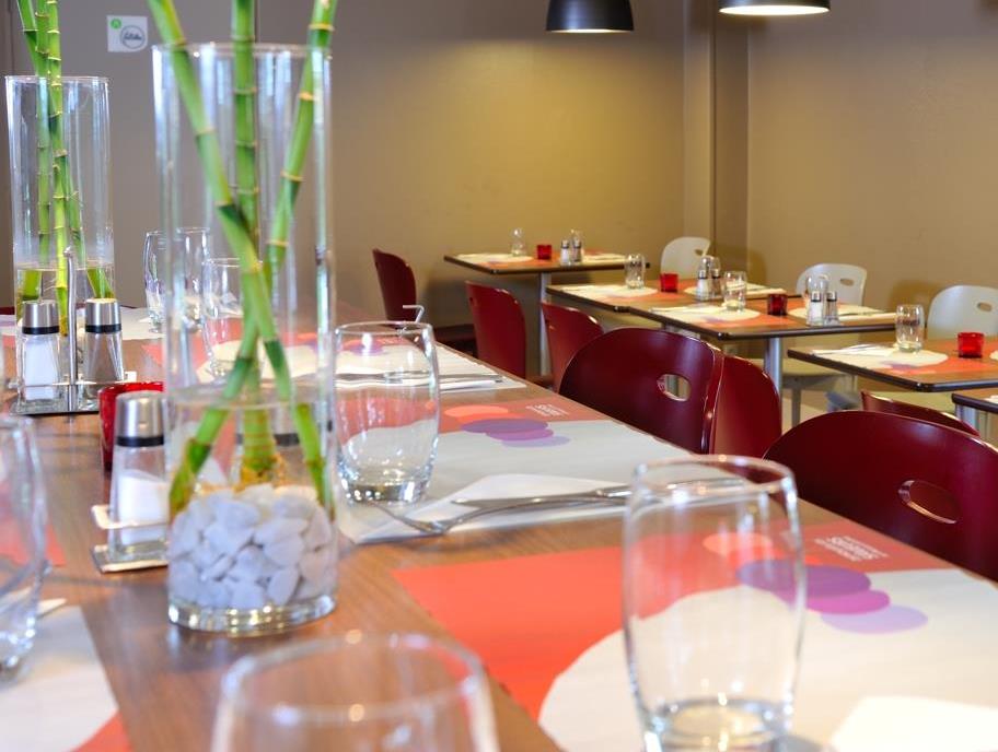 Hôtel Campanile Niort Est - La Crèche