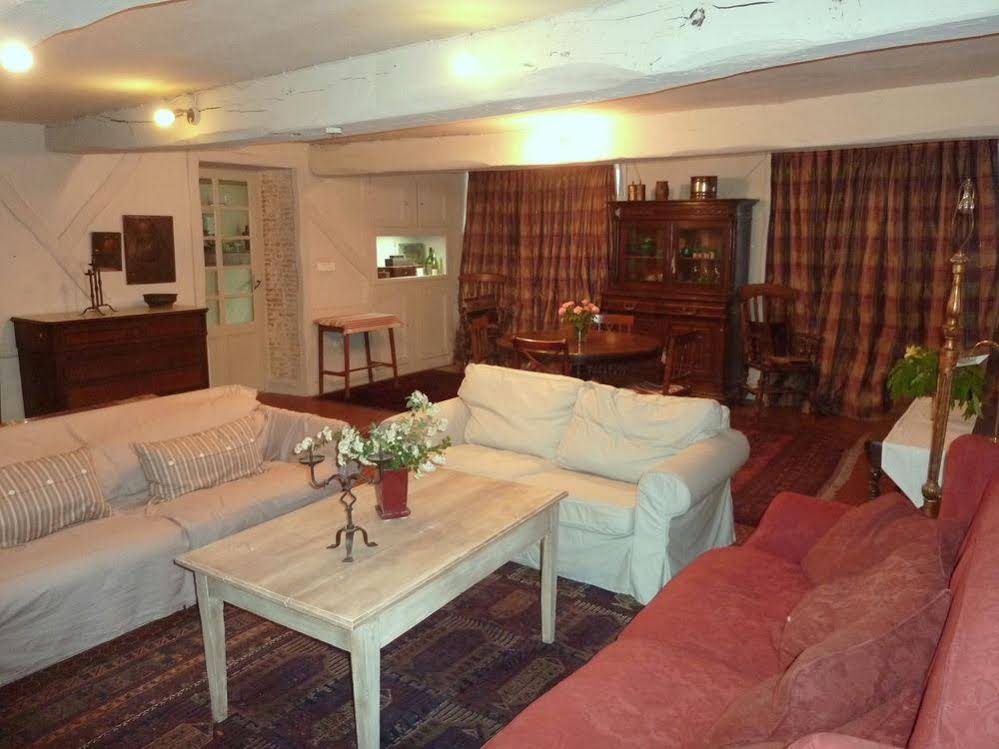 Le Logis Bed and Breakfast