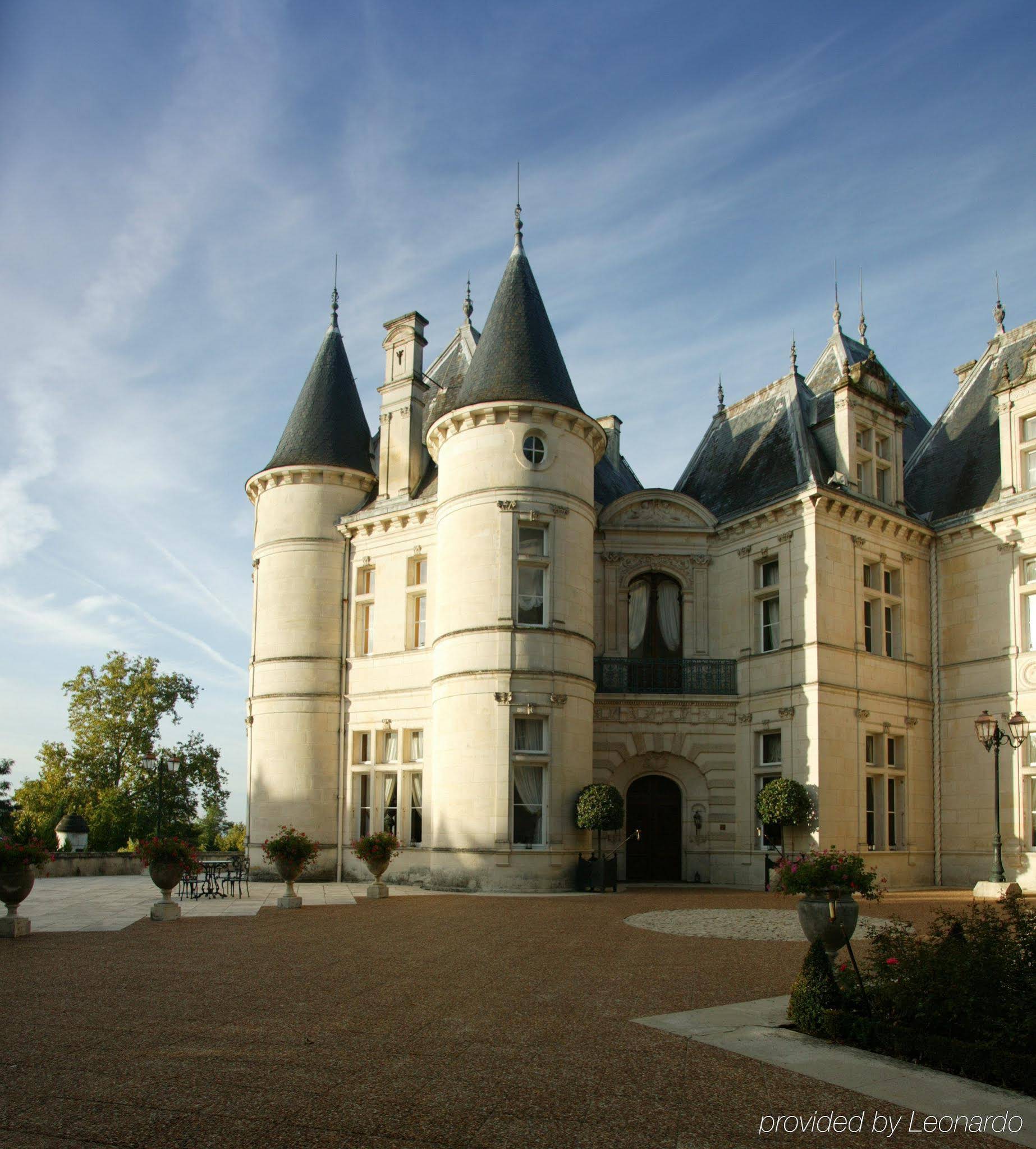 Chateau de Mirambeau