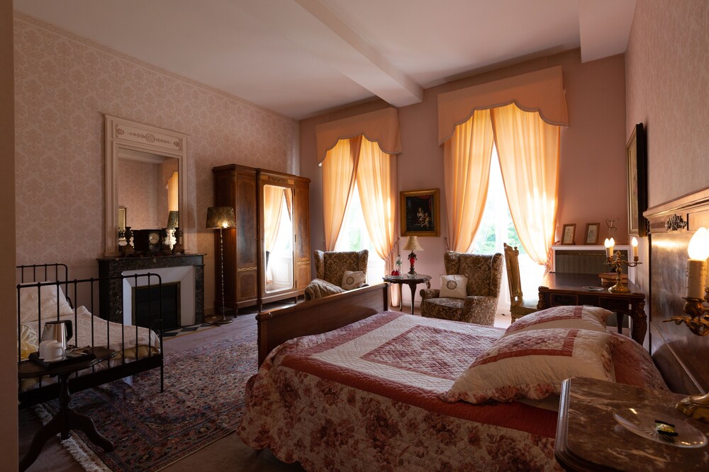 Chateau Le Parc de Mirambeau