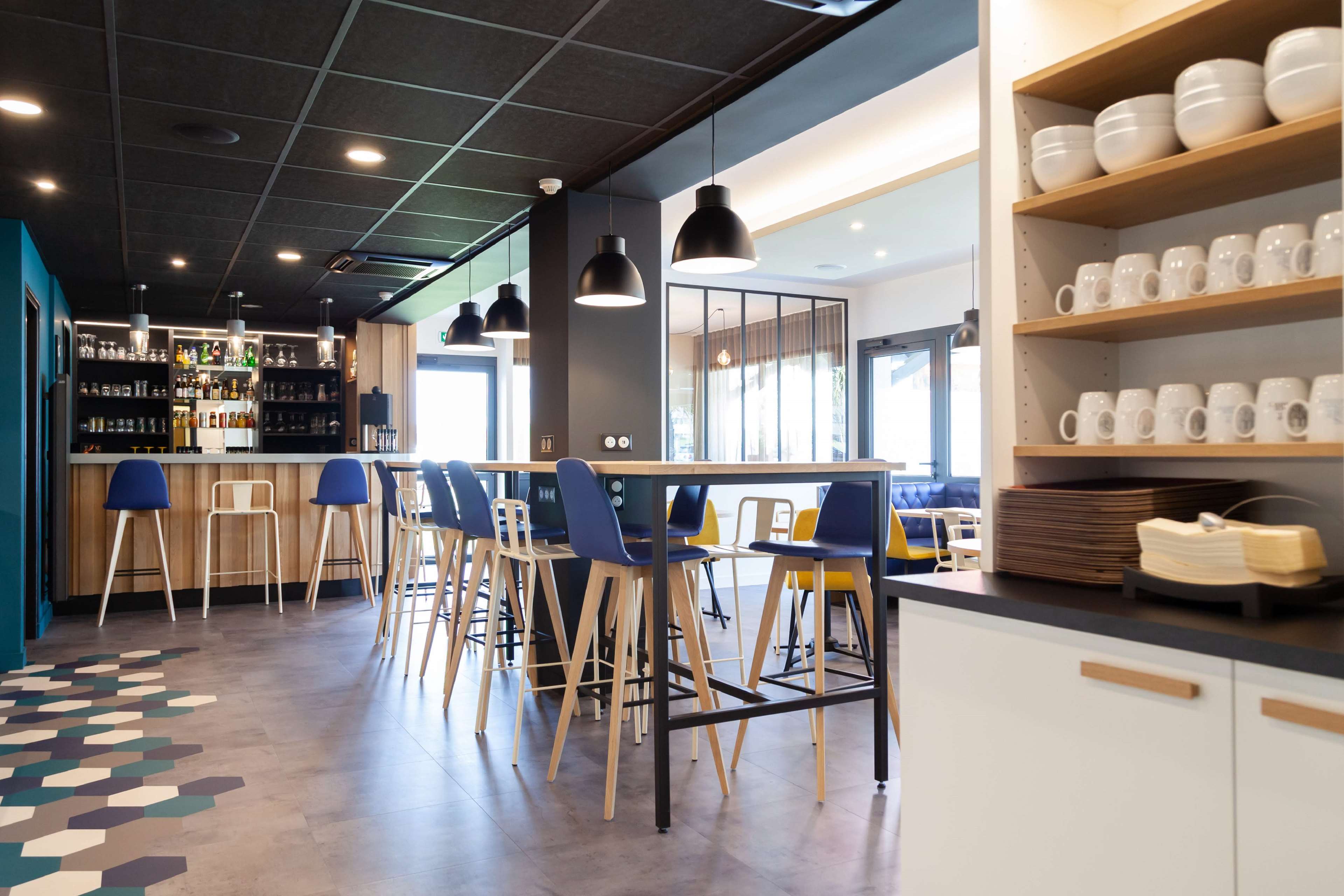 Hotel Kyriad Niort