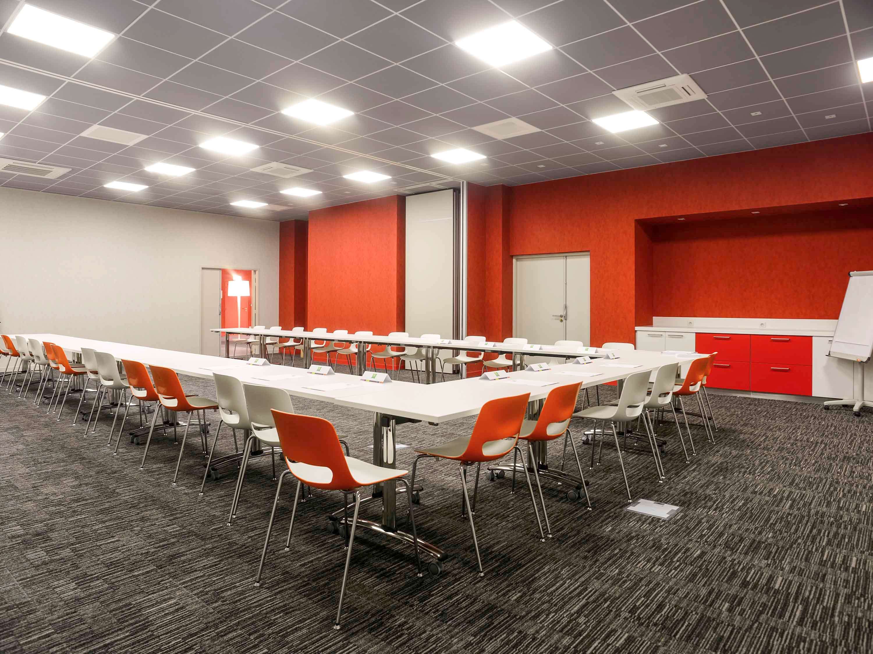 Ibis Styles Poitiers Centre Hotel