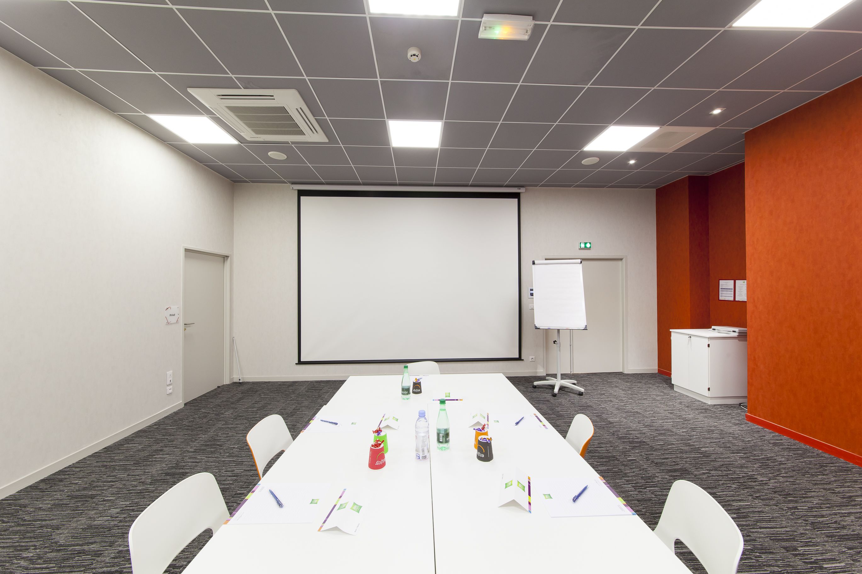 Ibis Styles Poitiers Centre Hotel