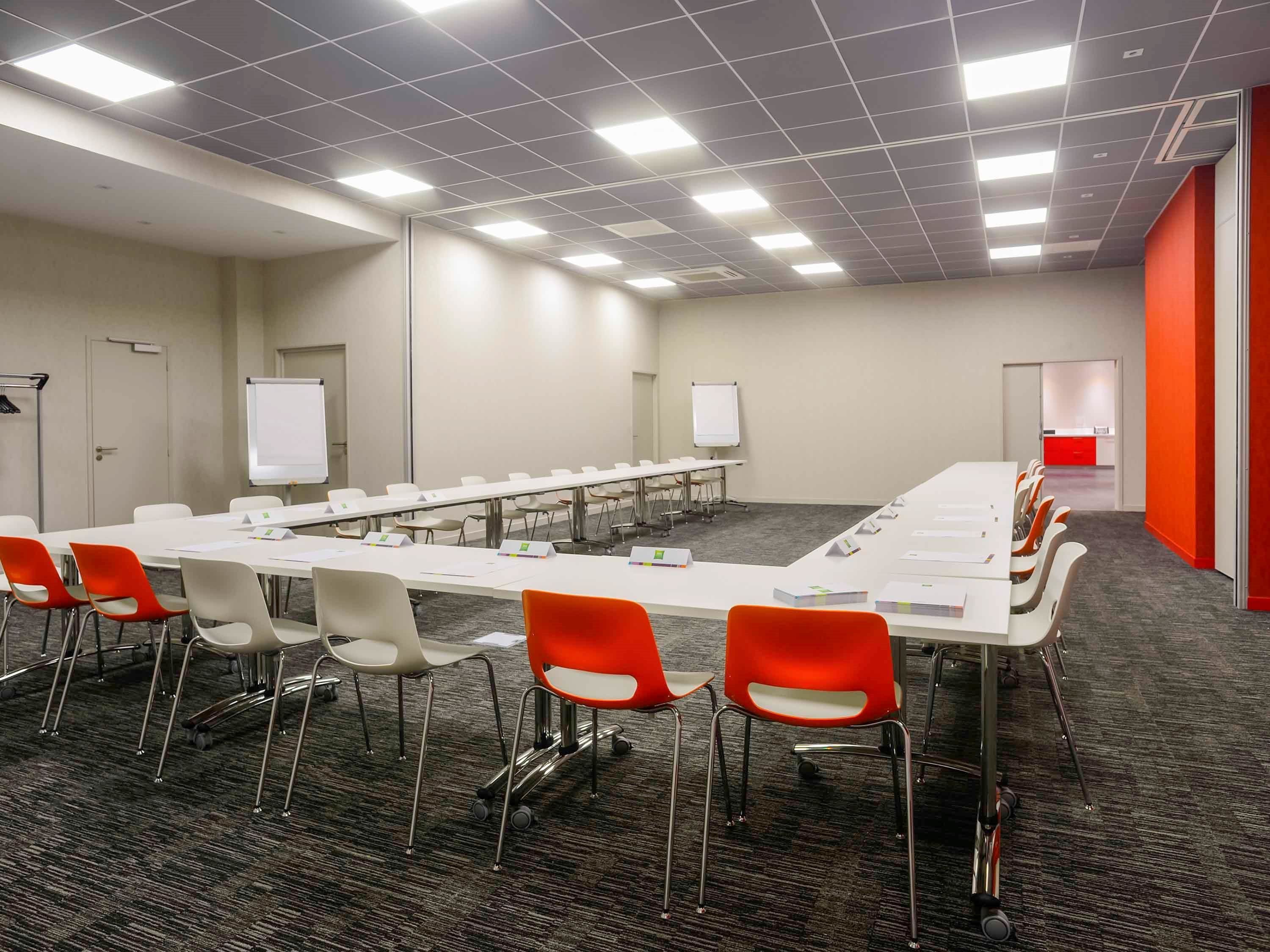 Ibis Styles Poitiers Centre Hotel