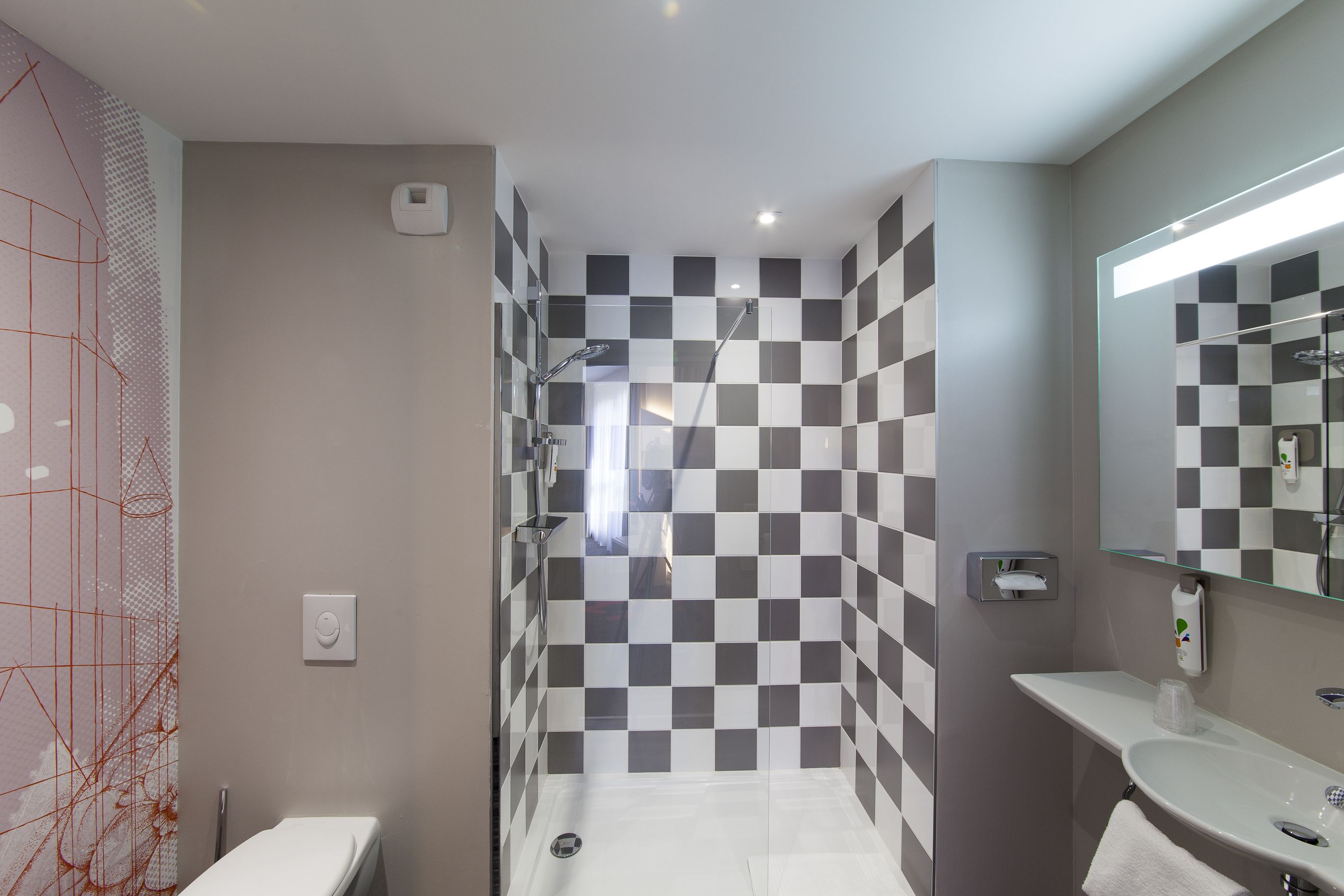 Ibis Styles Poitiers Centre Hotel