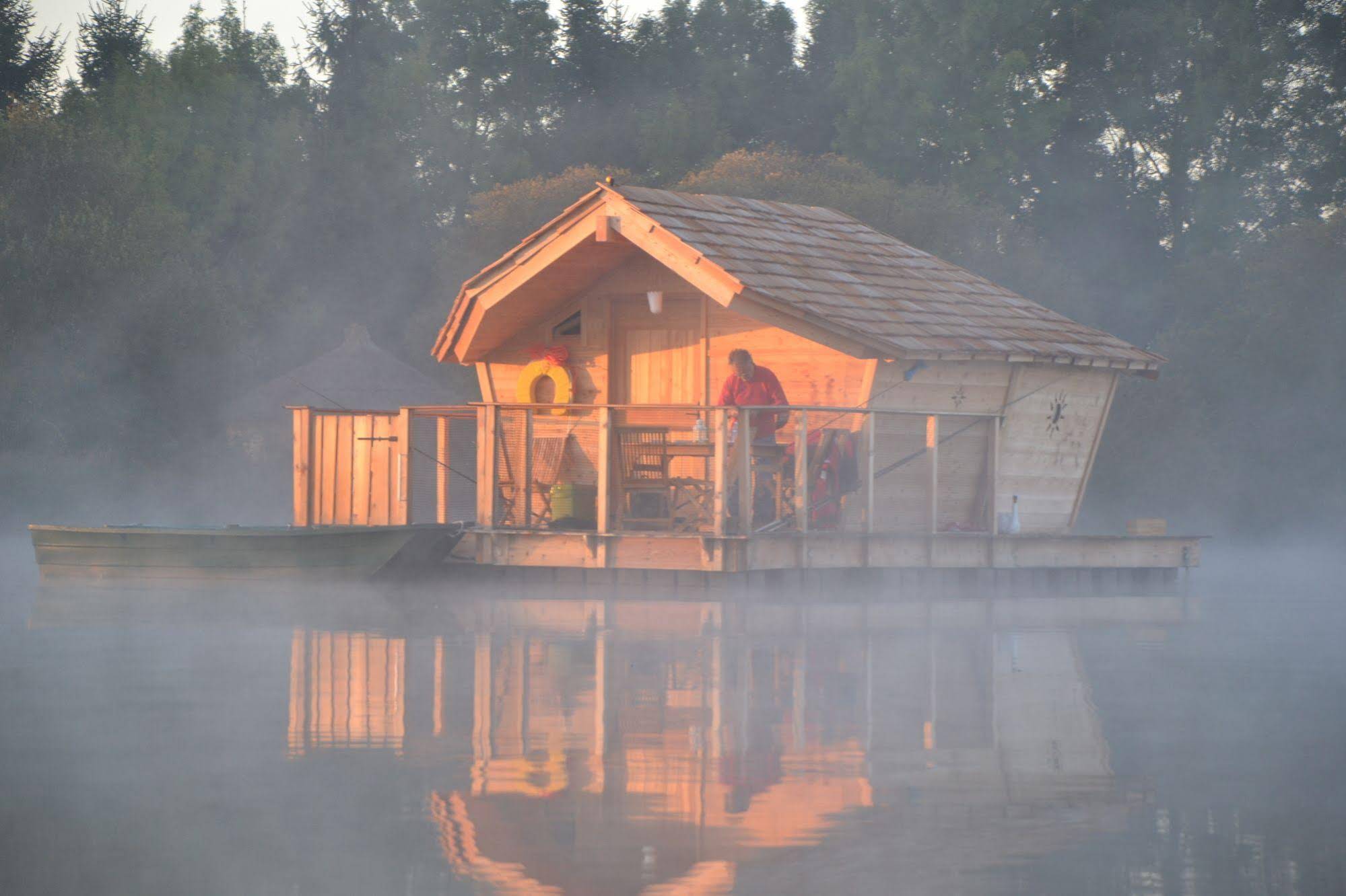 Village Flottant de Pressac