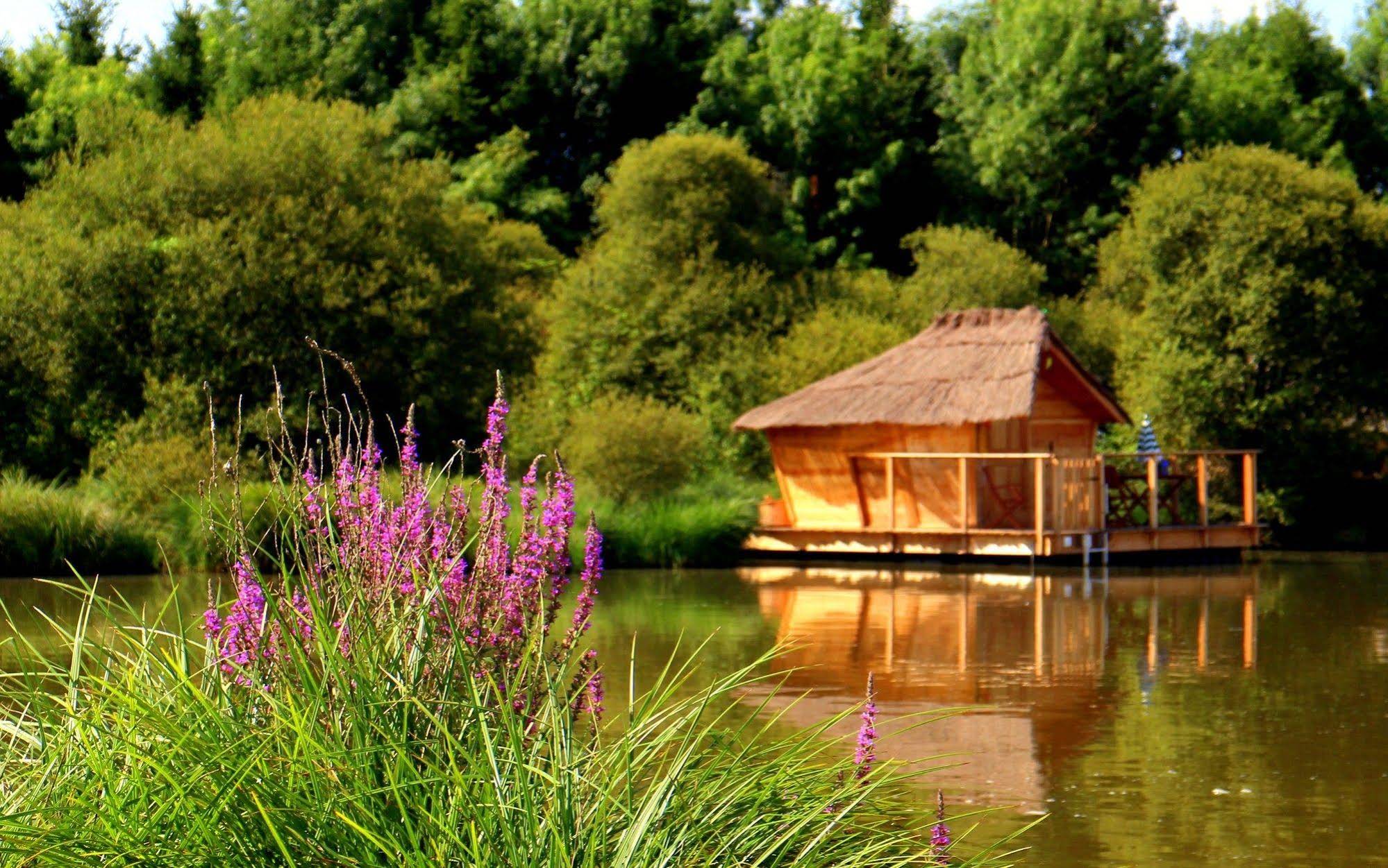 Village Flottant de Pressac