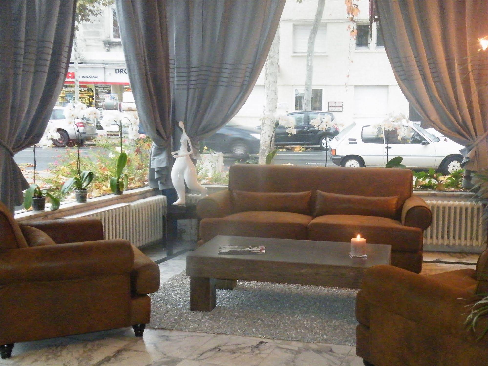 Hôtel de l'Avenue
