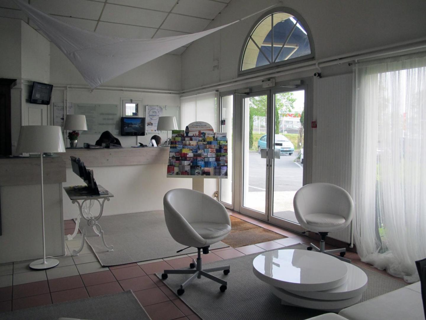 Kyriad Hotel Saintes